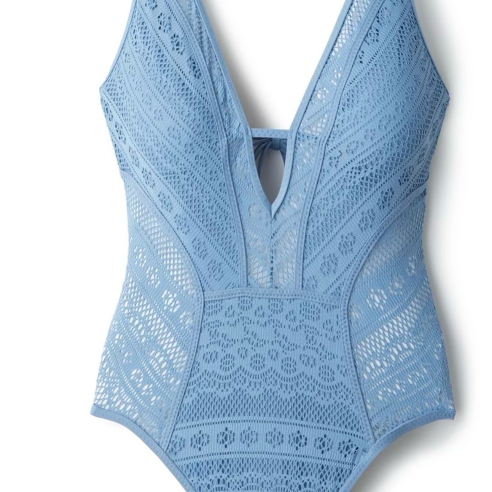 Becca never worn - Picture 3 of 3
